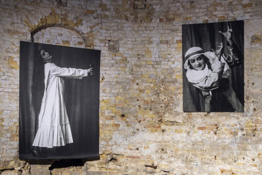 Курбас: Нові Світи