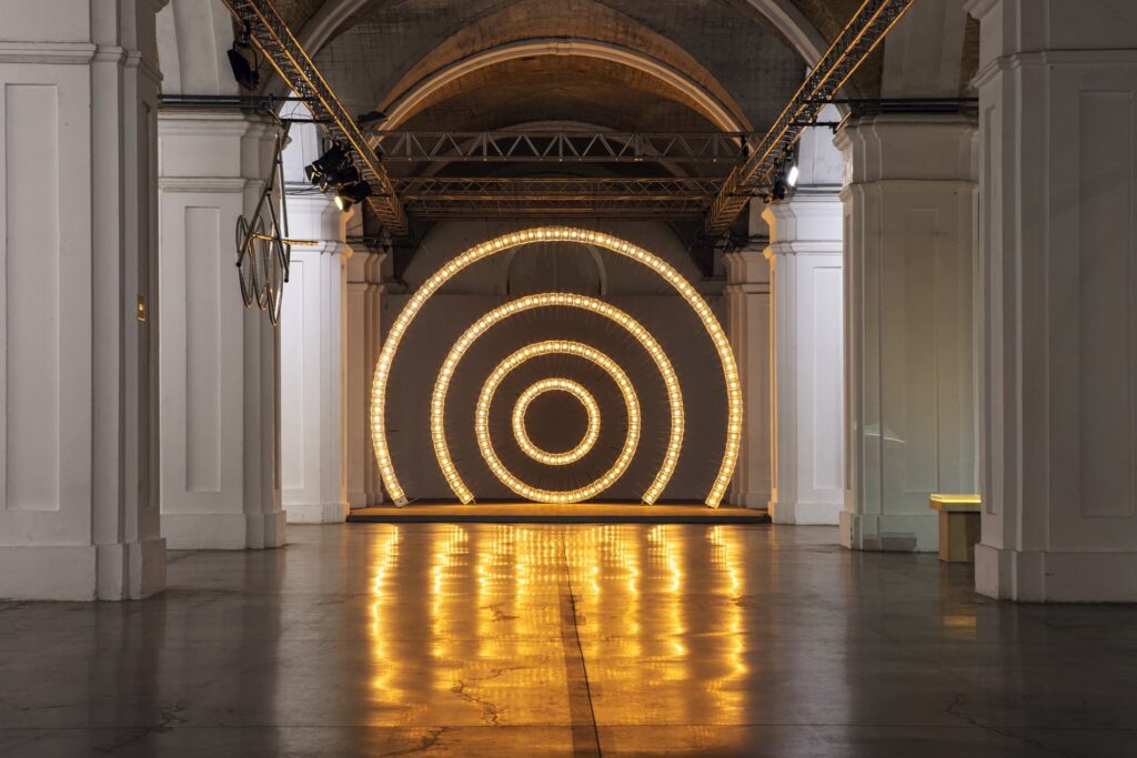 Курбас: Нові Світи