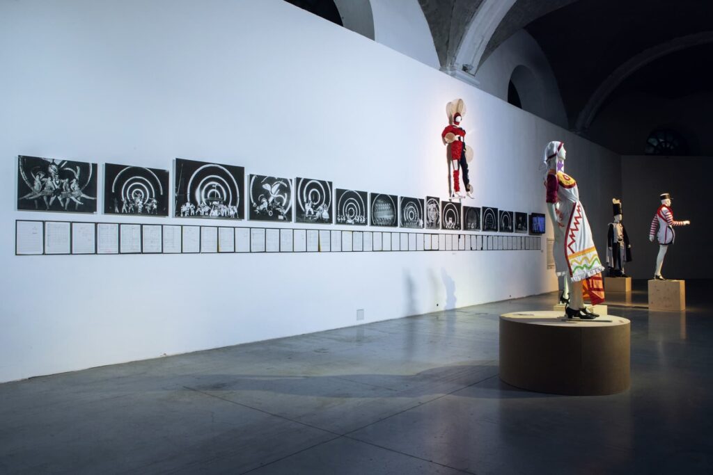 Курбас: Нові Світи