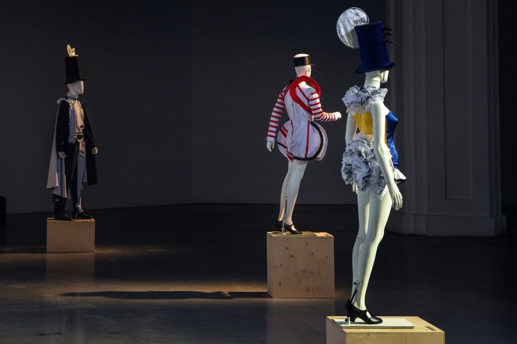 Курбас: Нові Світи