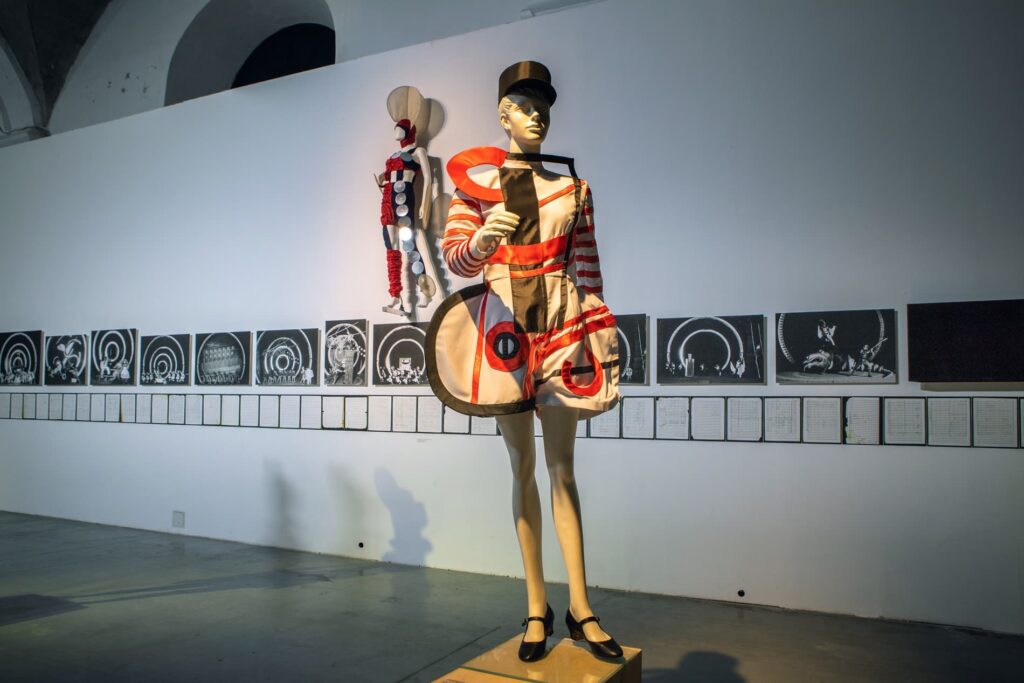 Курбас: Нові Світи