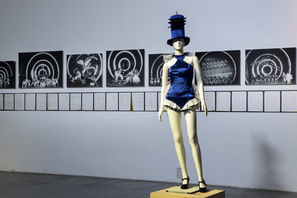 Курбас: Нові Світи