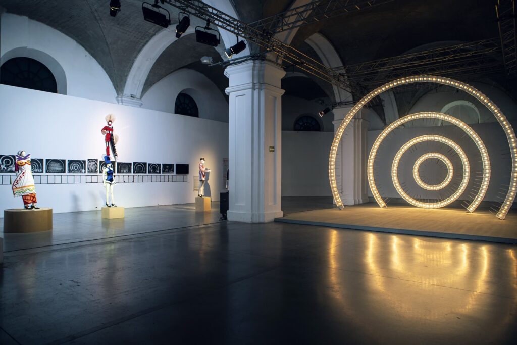 Курбас: Нові Світи